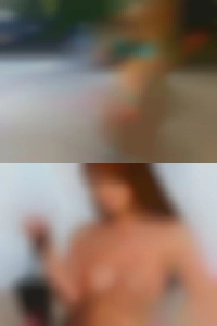 19047 horny nude females.